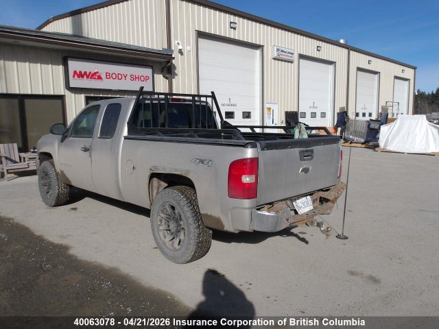 Продажа на аукционе авто 2008 Chevrolet Silverado K1500, vin: 1GCEK19048Z102112, номер лота: 40063078