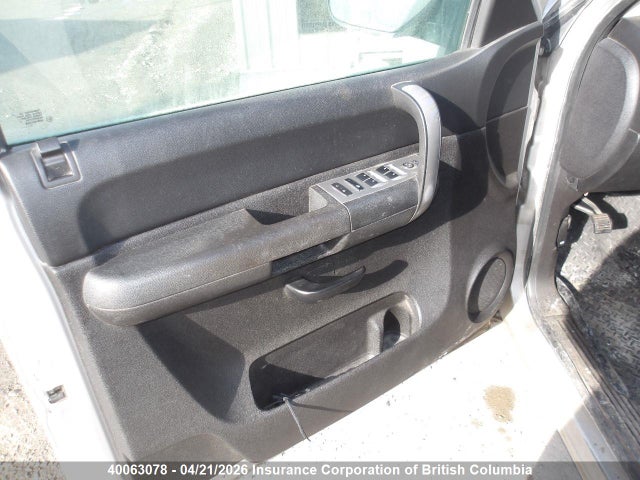 Продажа на аукционе авто 2008 Chevrolet Silverado K1500, vin: 1GCEK19048Z102112, номер лота: 40063078