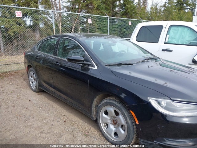 40063140 :رقم المزاد ، 1C3CCCFB3FN755674 vin ، 2015 Chrysler 200 مزاد بيع