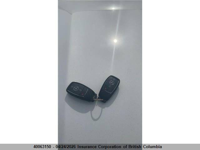 W1N4M4HBXNW241631 Mercedes-Benz Glb 250 4matic