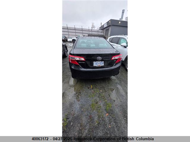 40063172 :رقم المزاد ، 4T1BF1FK6EU821069 vin ، 2014 Toyota Camry مزاد بيع