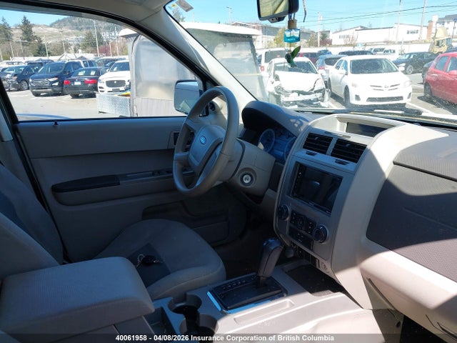 2008 Ford Escape Xlt მანქანა იყიდება აუქციონზე, vin: 1FMCU931X8KE52642, აუქციონის ნომერი: 40061958