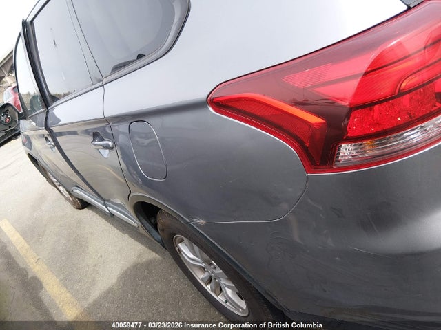 40059477 :رقم المزاد ، JA4AZ2A32HZ605590 vin ، 2017 Mitsubishi Outlander Es مزاد بيع
