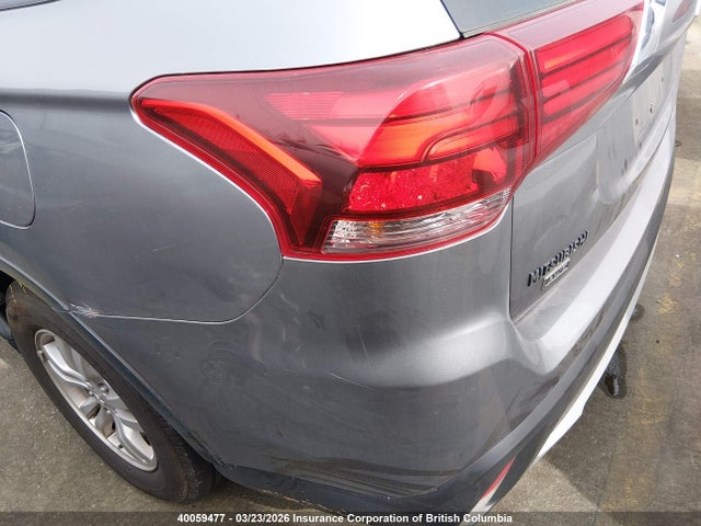 40059477 :رقم المزاد ، JA4AZ2A32HZ605590 vin ، 2017 Mitsubishi Outlander Es مزاد بيع