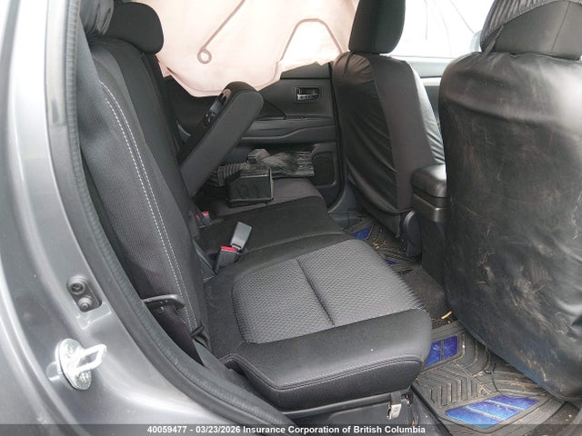 40059477 :رقم المزاد ، JA4AZ2A32HZ605590 vin ، 2017 Mitsubishi Outlander Es مزاد بيع