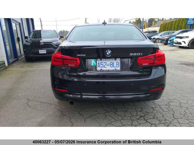Продажа на аукционе авто 2016 Bmw 320i, vin: WBA8A3C54GK688766, номер лота: 40063227
