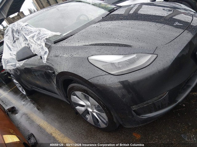 Продажа на аукционе авто 2024 Tesla Model Y, vin: 7SAYGDEE9RF068471, номер лота: 40058120