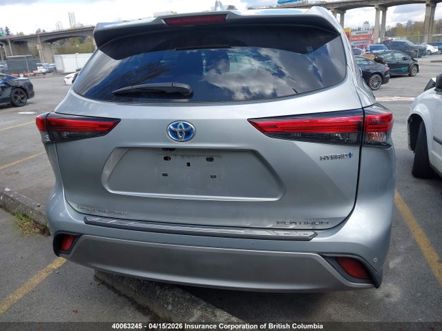 2021 Toyota Highlander Hybrid Platinum მანქანა იყიდება აუქციონზე, vin: 5TDEBRCH6MS029818, აუქციონის ნომერი: 40063245
