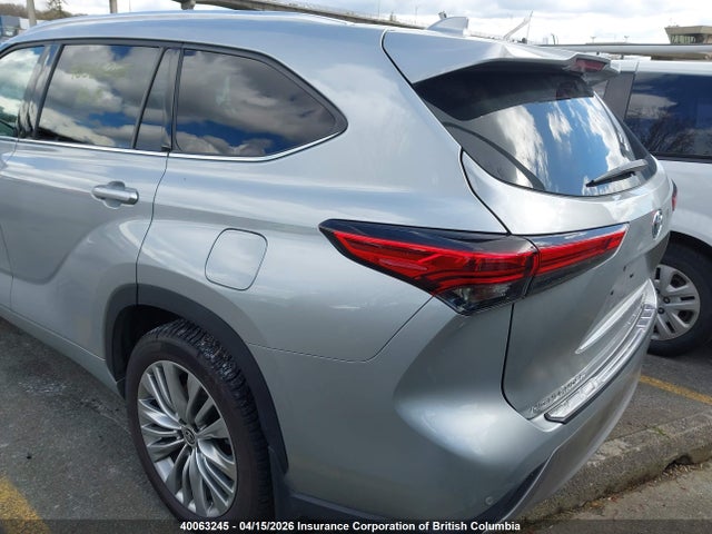 2021 Toyota Highlander Hybrid Platinum მანქანა იყიდება აუქციონზე, vin: 5TDEBRCH6MS029818, აუქციონის ნომერი: 40063245