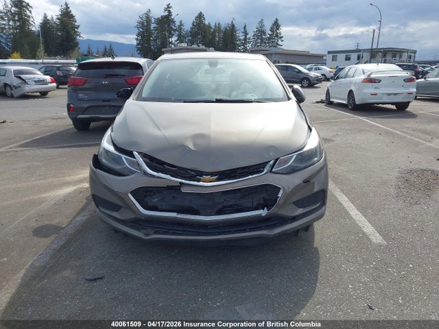 2017 Chevrolet Cruze Lt მანქანა იყიდება აუქციონზე, vin: 3G1BE5SM4HS561886, აუქციონის ნომერი: 40061509
