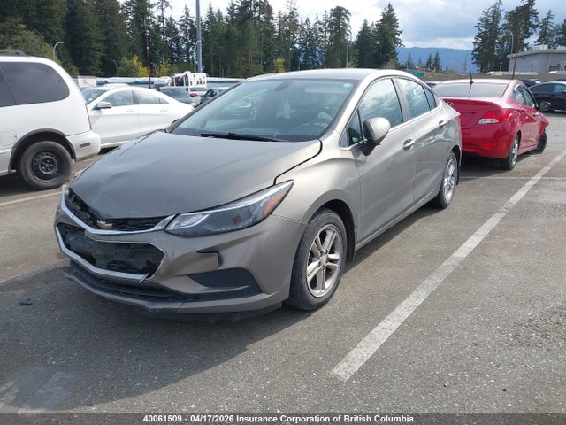 2017 Chevrolet Cruze Lt მანქანა იყიდება აუქციონზე, vin: 3G1BE5SM4HS561886, აუქციონის ნომერი: 40061509