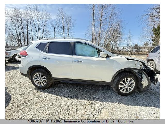5N1AT2MV4KC821211 Nissan Rogue