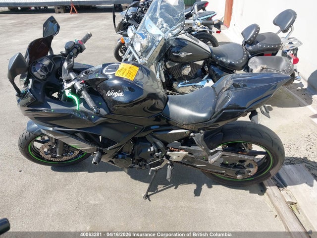 Kawasaki Ex650 F 2019 JKAEXEK13KDA32244 Image 19