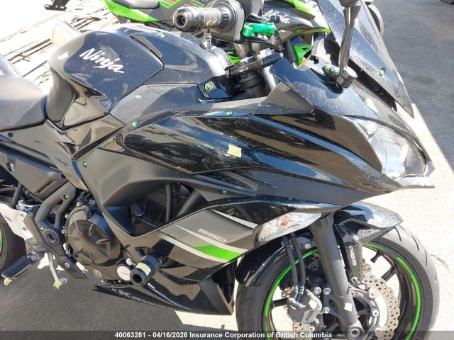 Kawasaki Ex650 F 2019 JKAEXEK13KDA32244 Image 24