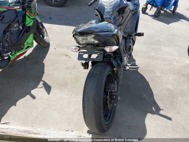 Kawasaki Ex650 F 2019 JKAEXEK13KDA32244 Image 6
