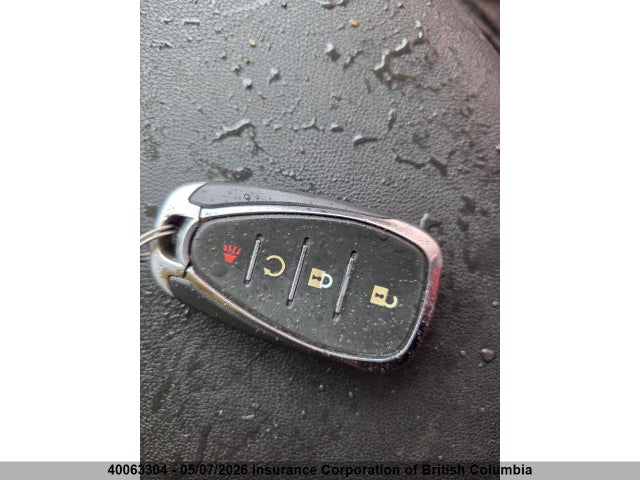 3GNAXUEV8NL251071 Chevrolet EQUINOX LT