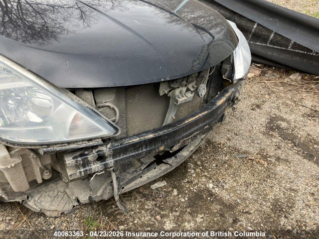 40063363 :رقم المزاد ، 3N1BC13EX8L420699 vin ، 2008 Nissan Versa مزاد بيع