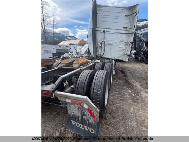 4V4NC9EH9NN287496 Volvo Vn L