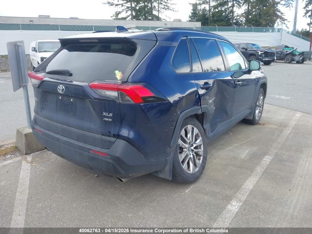 2019 Toyota Rav4 Xle/xle Premium მანქანა იყიდება აუქციონზე, vin: 2T3R1RFV2KW013486, აუქციონის ნომერი: 40062763