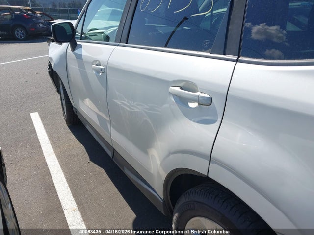 40063435 :رقم المزاد ، JF2SJEDC3JH509883 vin ، 2018 Subaru Forester 2.5i Premium مزاد بيع