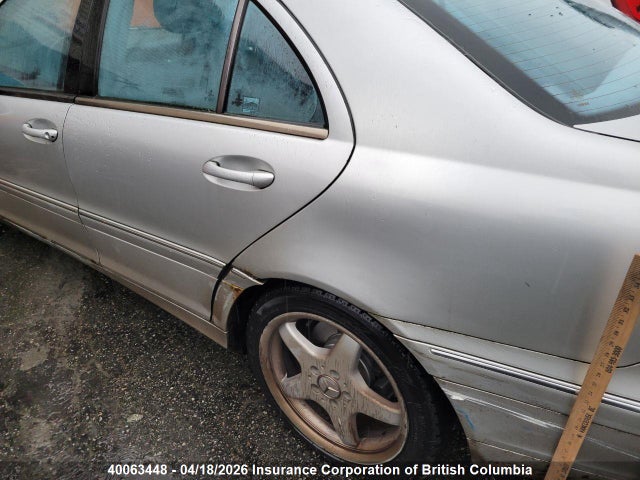 40063448 :رقم المزاد ، WDBRF64J41F061991 vin ، 2001 Mercedes-benz C 320 مزاد بيع