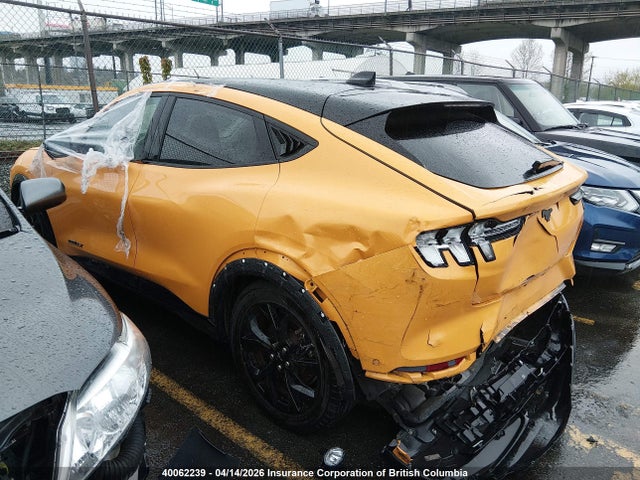 3FMTK3R76PMA27330 Ford Mustang Mach-e Premium