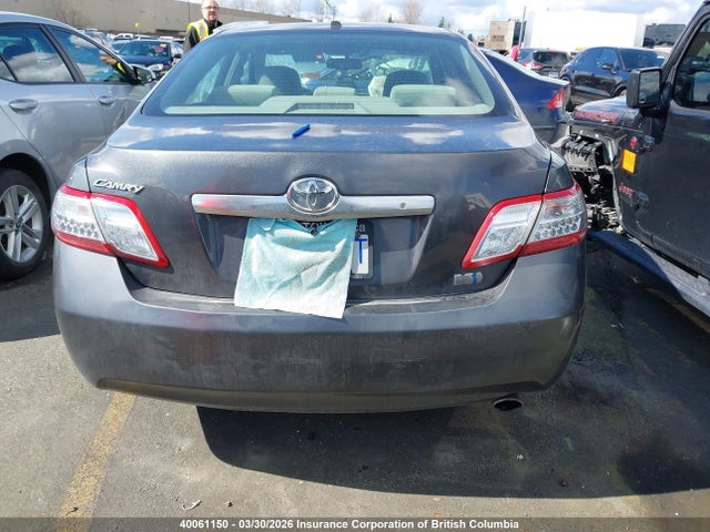 2010 Toyota Camry Hybrid მანქანა იყიდება აუქციონზე, vin: 4T1BB3EK1AU119647, აუქციონის ნომერი: 40061150