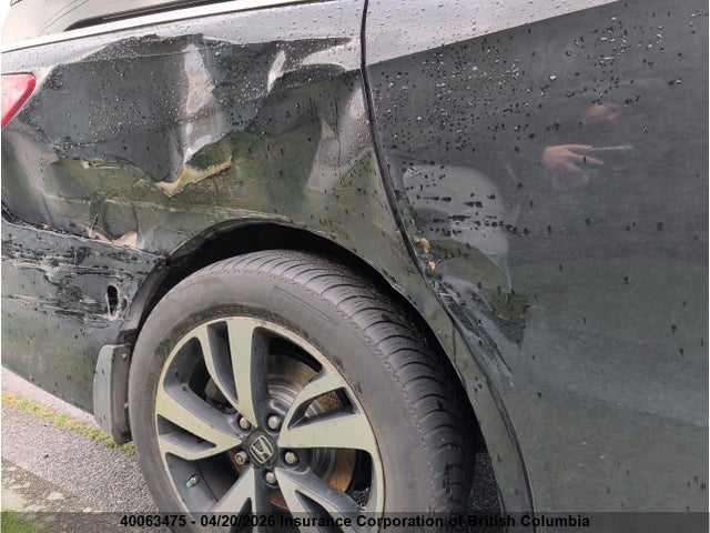 5FNRL6H87JB509260 Honda Odyssey Touring