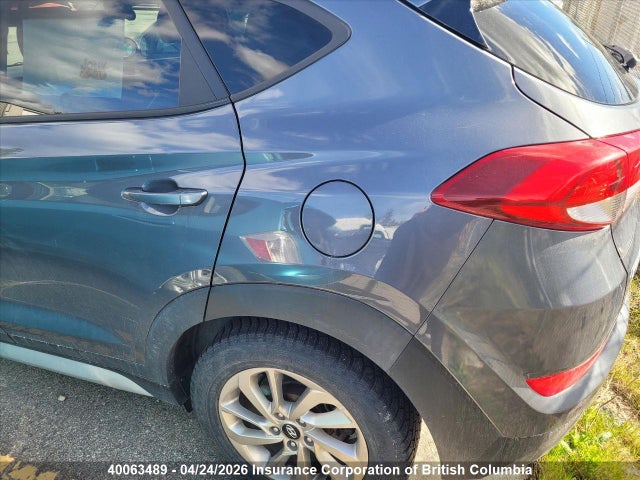 KM8J3CA41HU451713 Hyundai Tucson Limited/sport And Eco/se
