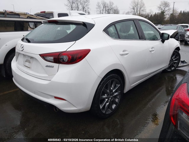 3MZBN1M38JM233589 Mazda 3 Grand Touring