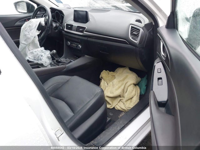3MZBN1M38JM233589 Mazda 3 Grand Touring