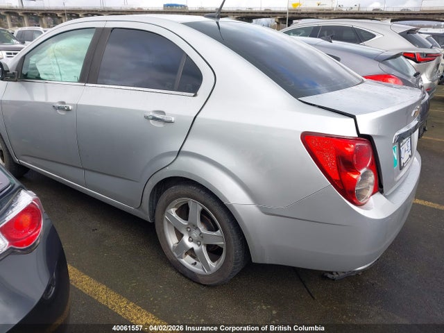 1G1JC5EH7E4218758 Chevrolet SONIC LT