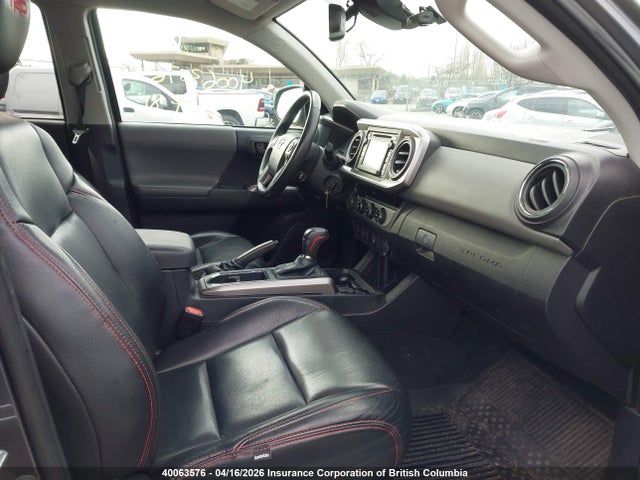5TFDZ5BN3JX038117 Toyota Tacoma Sr5
