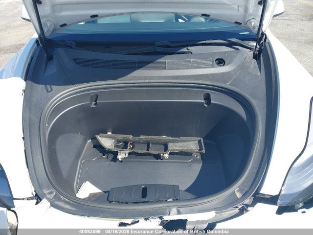 5YJ3E1EA5LF734743 Tesla MODEL 3