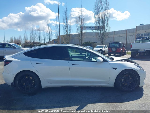 5YJ3E1EA5LF734743 Tesla MODEL 3