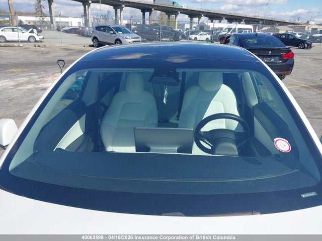 5YJ3E1EA5LF734743 Tesla MODEL 3