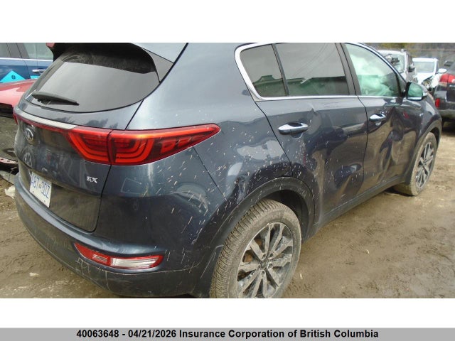 2018 Kia Sportage Ex მანქანა იყიდება აუქციონზე, vin: KNDPNCAC6J7484226, აუქციონის ნომერი: 40063648