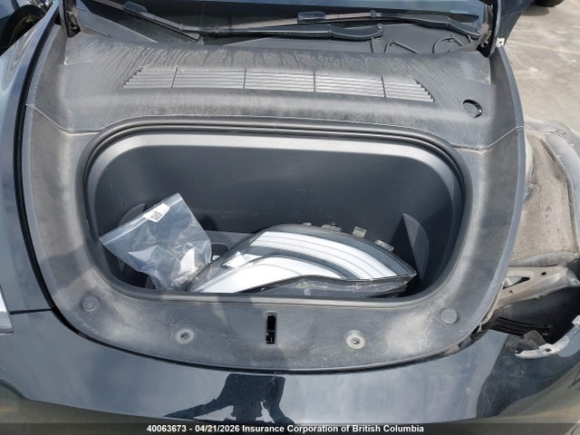 Продажа на аукционе авто 2022 Tesla Model Y Long Range, vin: 7SAYGAEE3NF466476, номер лота: 40063673