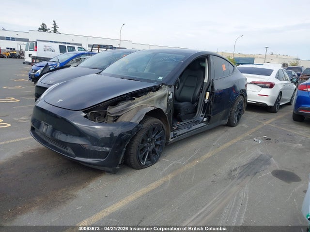 Продажа на аукционе авто 2022 Tesla Model Y Long Range, vin: 7SAYGAEE3NF466476, номер лота: 40063673