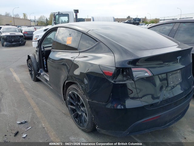 Продажа на аукционе авто 2022 Tesla Model Y Long Range, vin: 7SAYGAEE3NF466476, номер лота: 40063673