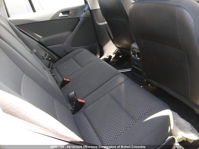 Aukcja sprzedaży 2011 Volkswagen Tiguan S/se/sel, vin: WVGBV7AX5BW529972, numer aukcji: 40061784