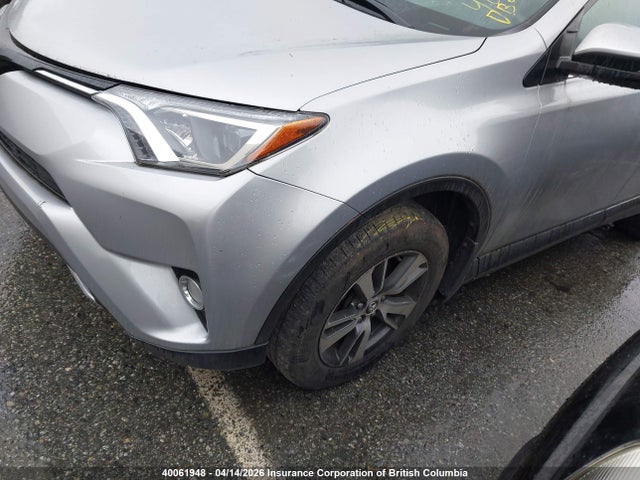 2018 Toyota Rav4 Adventure/xle მანქანა იყიდება აუქციონზე, vin: 2T3RFREV2JW713400, აუქციონის ნომერი: 40061948