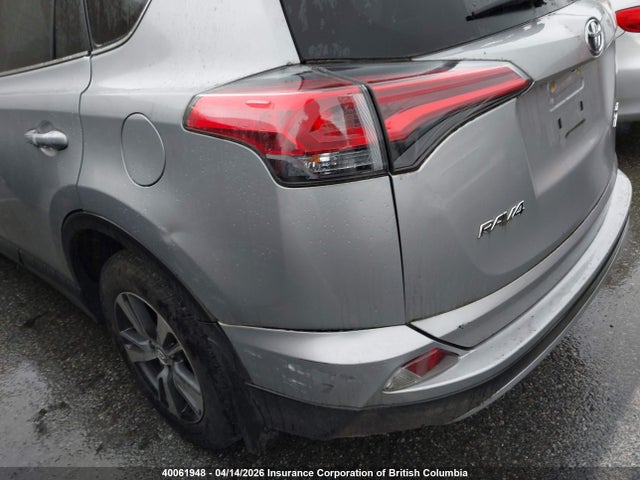 2018 Toyota Rav4 Adventure/xle მანქანა იყიდება აუქციონზე, vin: 2T3RFREV2JW713400, აუქციონის ნომერი: 40061948