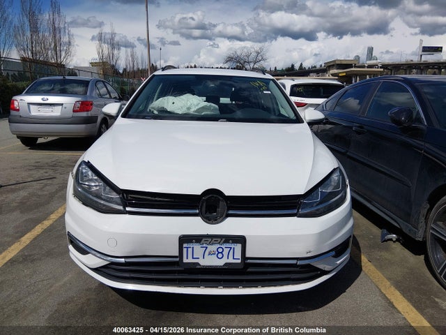 3VW117AU6JM764863 Volkswagen Golf Sportwagen S