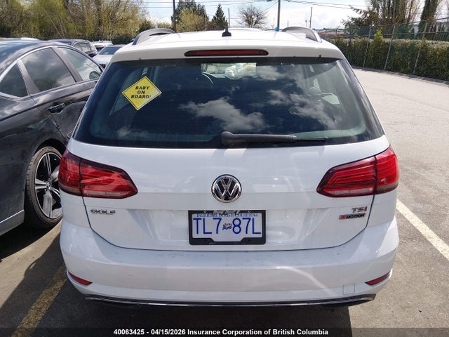 3VW117AU6JM764863 Volkswagen Golf Sportwagen S