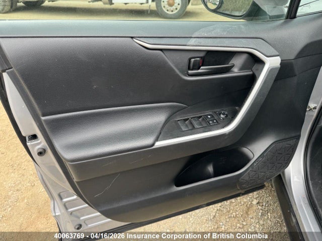 2024 Toyota Rav4 მანქანა იყიდება აუქციონზე, vin: 2T3B1RFV0RC423118, აუქციონის ნომერი: 40063769