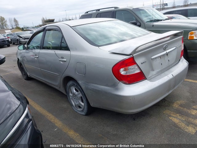 2004 Toyota Camry მანქანა იყიდება აუქციონზე, vin: 4T1BE32KX4U854059, აუქციონის ნომერი: 40063773