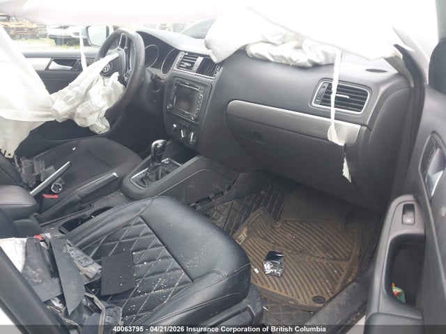 3VWDA7AJ4FM228293 Volkswagen Jetta