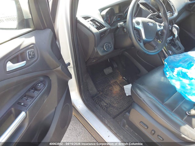 Продажа на аукционе авто 2015 Ford Escape Titanium, vin: 1FMCU9J93FUA69510, номер лота: 40063802