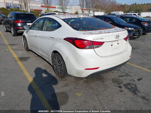 Продажа на аукционе авто 2015 Hyundai Elantra Se/sport/limited, vin: 5NPDH4AE1FH637504, номер лота: 40063882